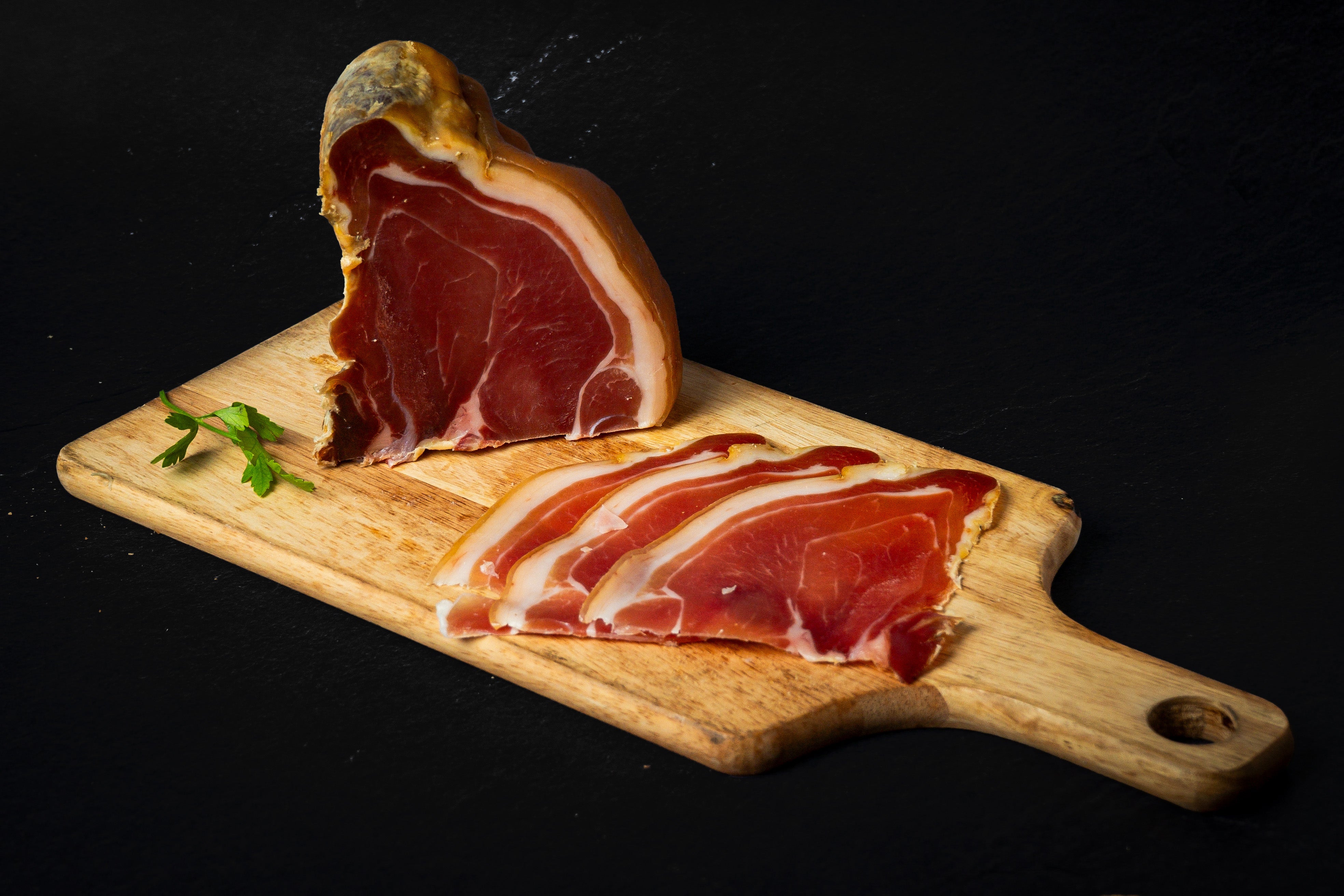 Maza de jamón curado listo para comer